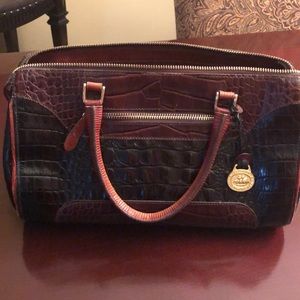 Selling a Brahmin Purse. Gently used 12x7